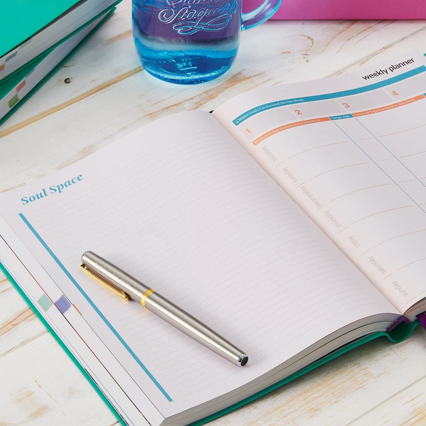 Dailygreatness Yoga 90 Day Journal | Consciously create your day.